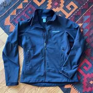 Patagonia women’s soft shell jacket coat - black M Medium
